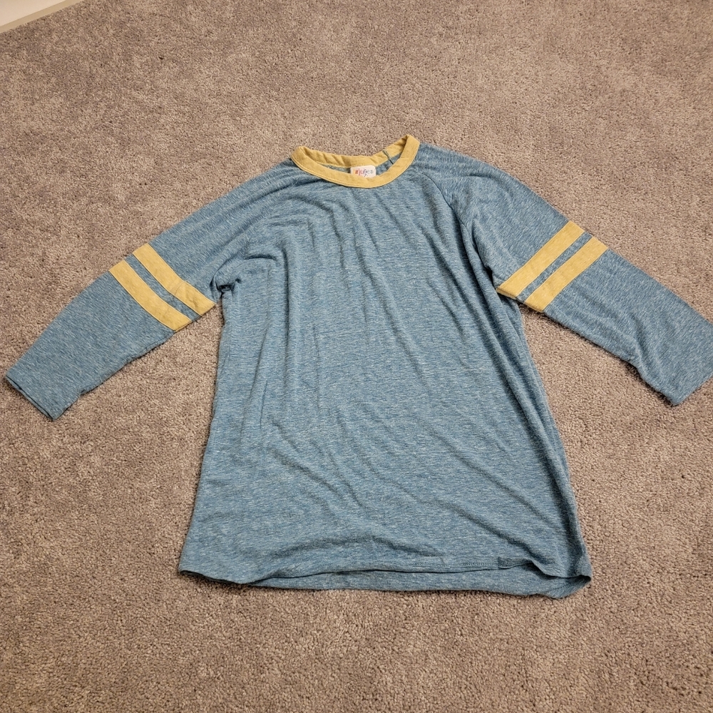 3/4 sleeve top